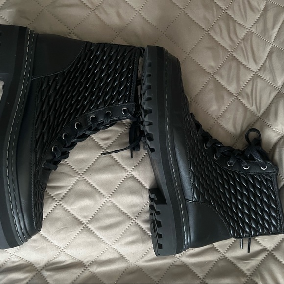 Vince Camuto Black Quilted Lace-Up Booties - Picture 2 of 8